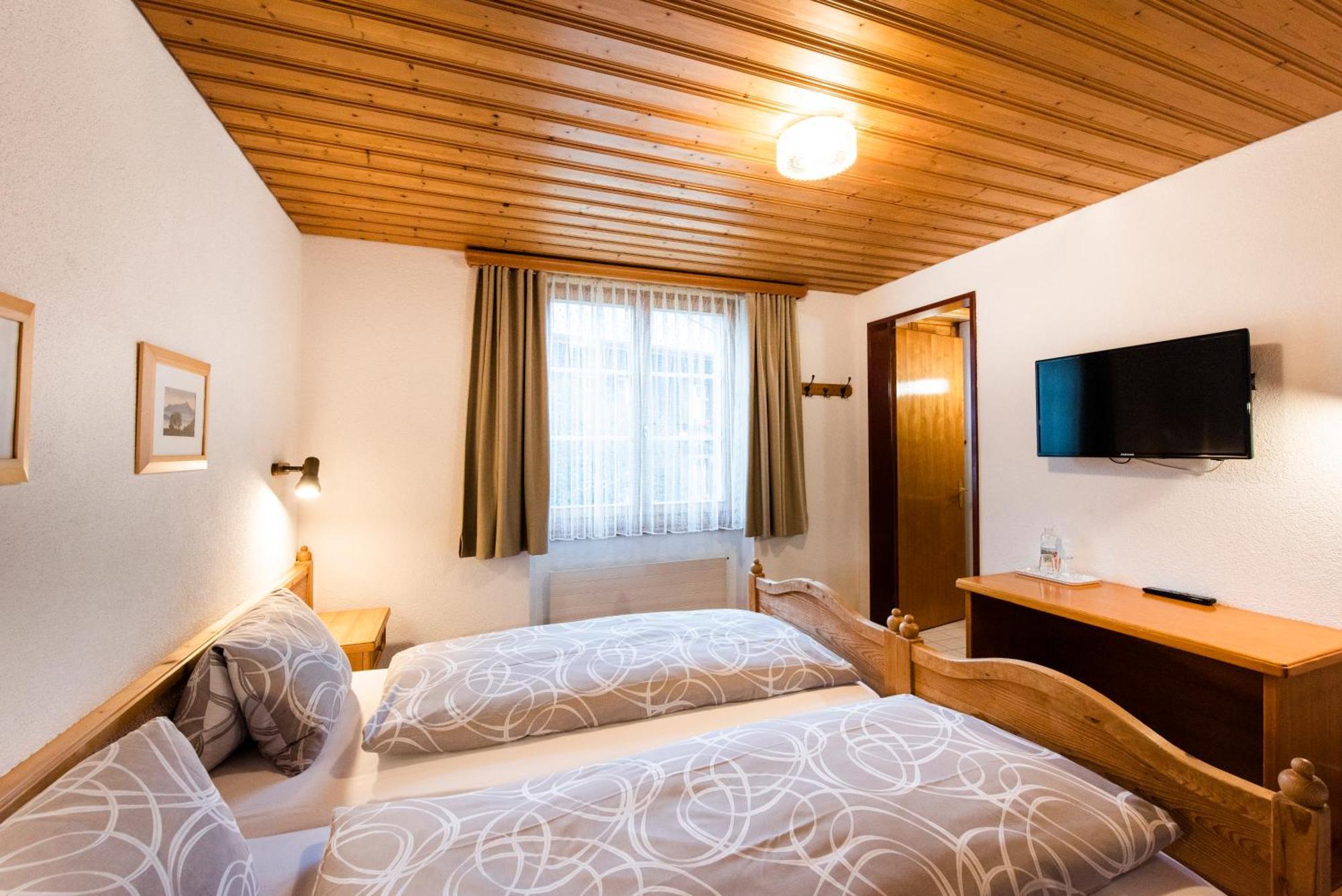 Hotel Brienzerburli Brienz  Exterior foto